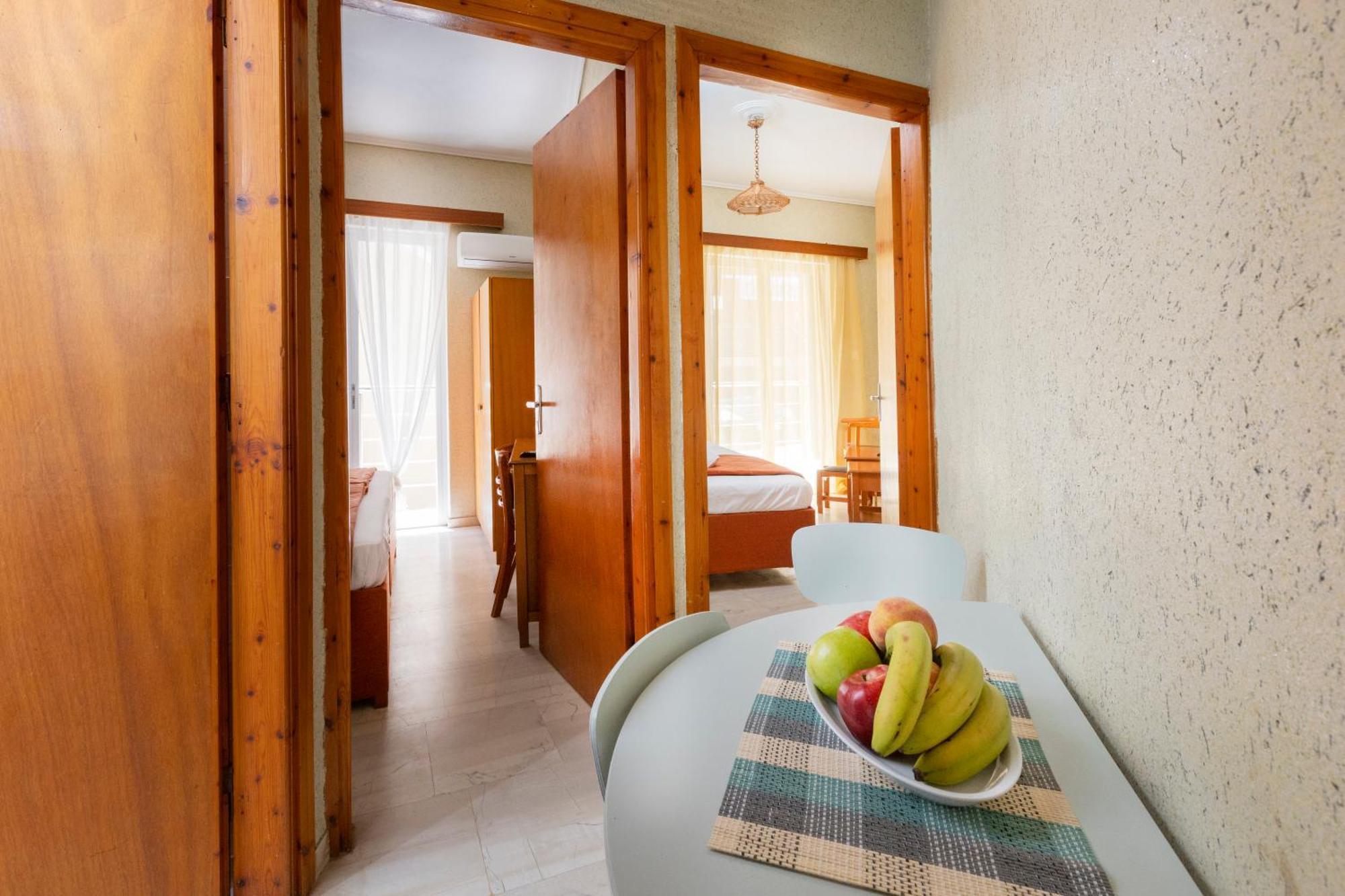 Oelia Rooms & Apartments Ajía Marína Kültér fotó